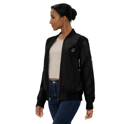 Chaqueta bomber reciclada premium: estilo moderno y sostenibilidad en uno.