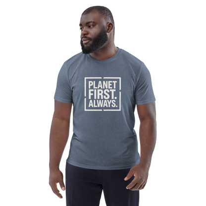 Camiseta "Planet First. Always."