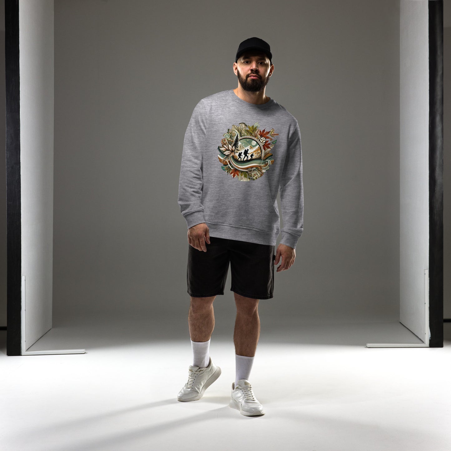 Sudadera ecológica unisex con diseño artístico y colores vibrantes.